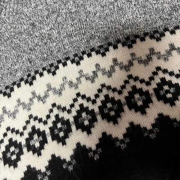 Great Northwest Fair Isle Turtleneck Sweater - Picture 2 of 2